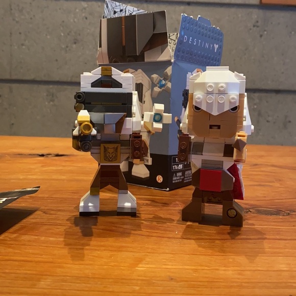 Kubros “Destiny Hunter” & “Assassin’s Creed Ezio” by Mega Bloks - Picture 10 of 16